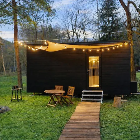 Kemping Quiet Anomaly Glamping Forest & Wellness Retreat Adults Only *